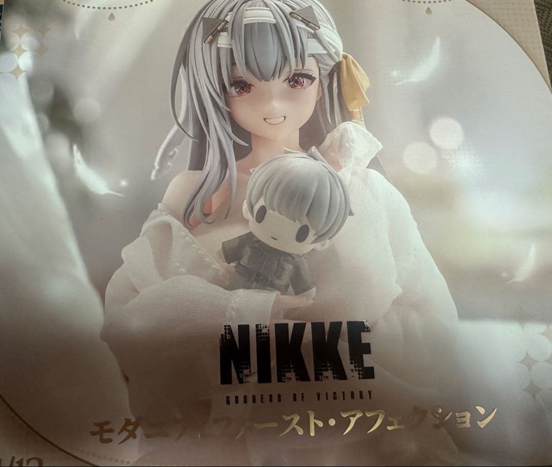 勝利の女神：NIKKE モダニア：ファースト・アフェクション 1/12フィギュア