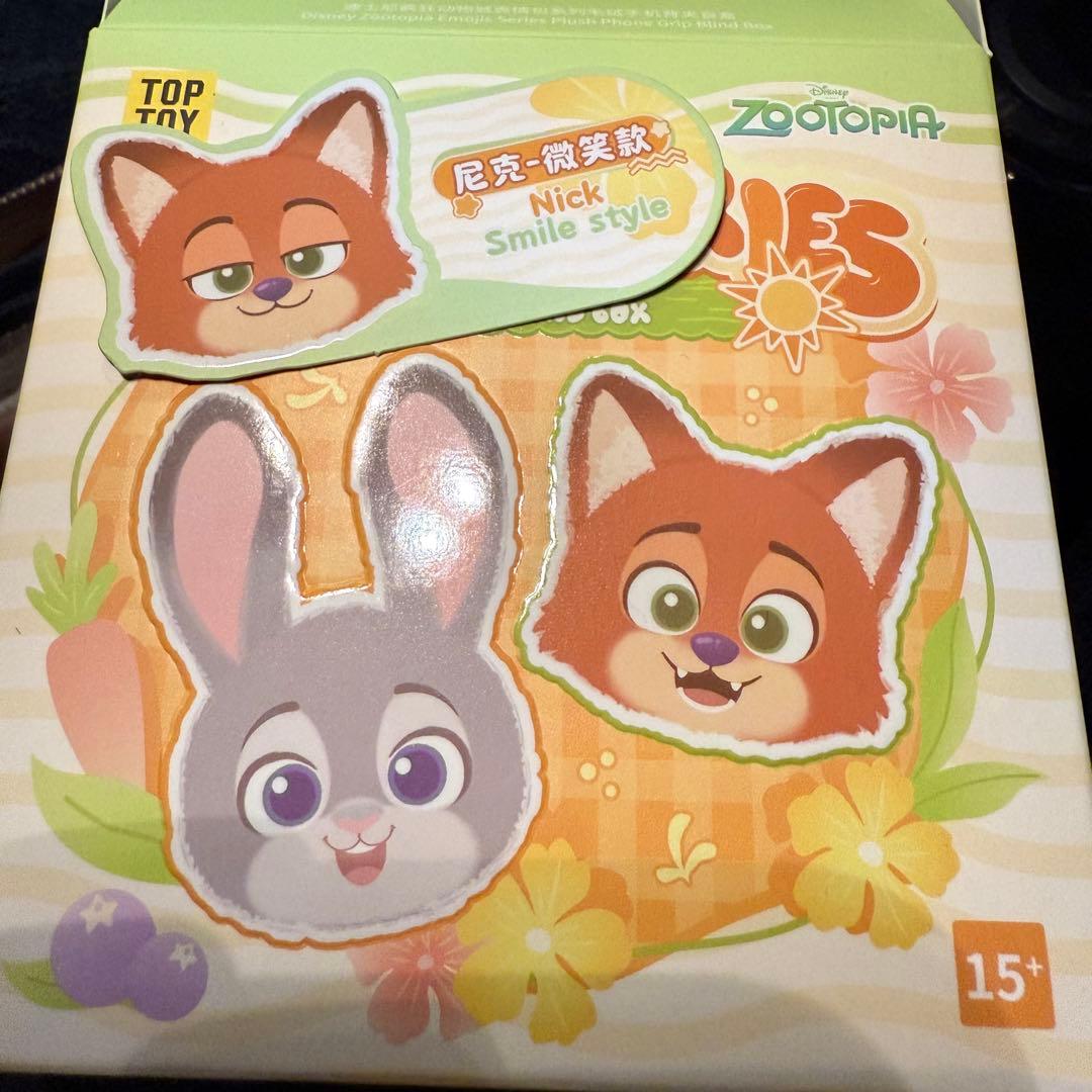 ズートピア ニック EMOJIS SERIES スマホショルダー TOPTOY - メルカリ