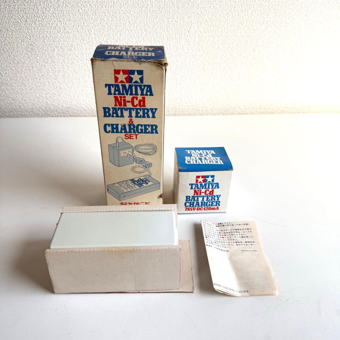 タミヤ カドニカバッテリー 充電器セット ラジコン【NN0131-10】 タミヤ・ニカドバッテリー7.2Vレーシングパック1600SPと充電器セット