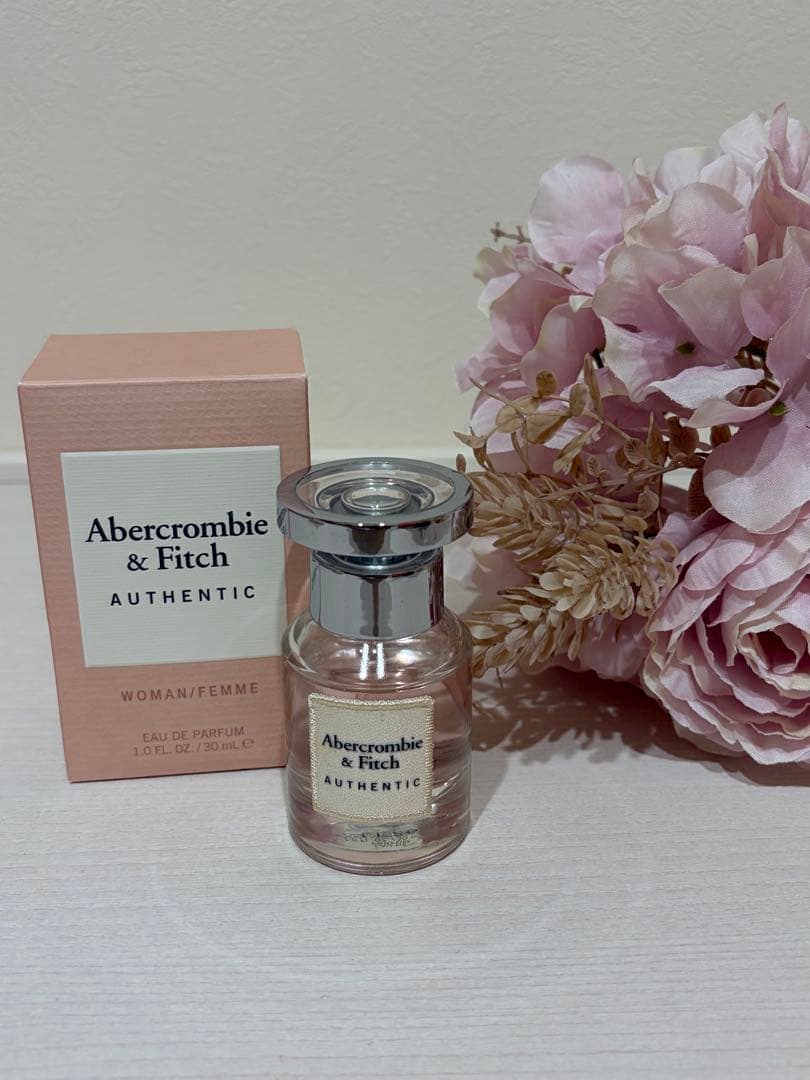 希少品　Abercrombie & Fitch AUTHENTIC
