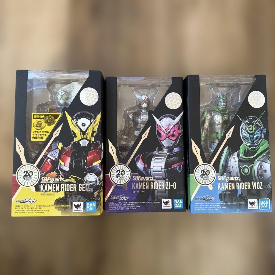 SHFiguarts 仮面ライダーゲイツ ジオウ ウォズ　3体セット Amazon.co.jp: TAMASHII NATIONSスピリッツ S.H.フィギュアーツ 仮面