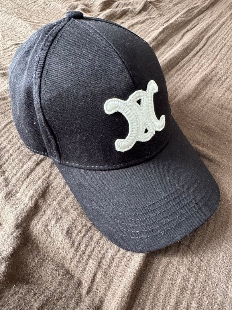 ブラック ベースボールキャップ