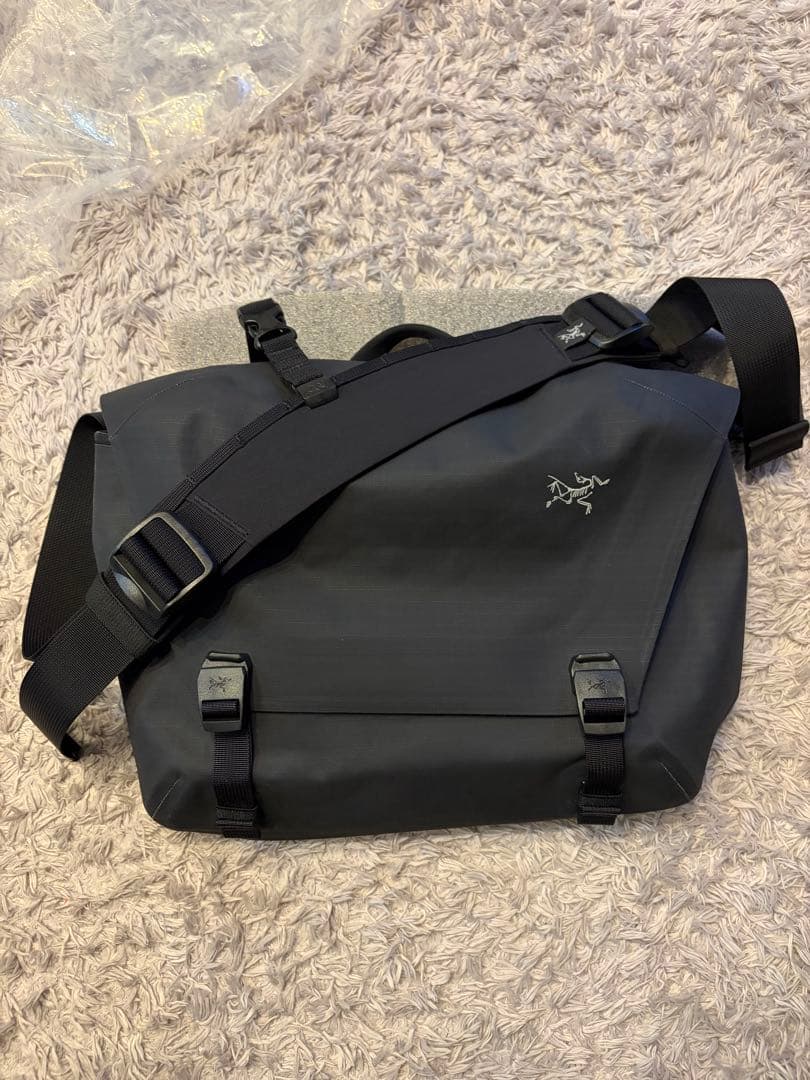 【美品】ARC'TERYX Granville 10 Courier Bag