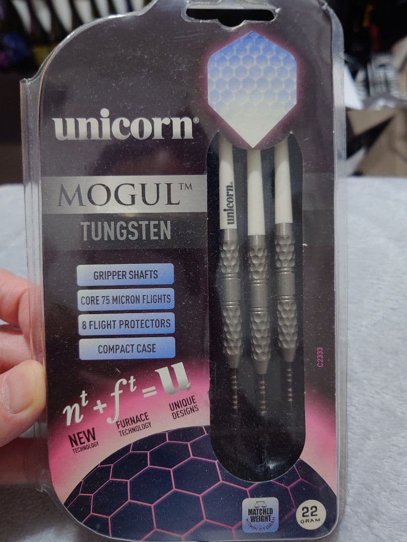 unicorn MOGUL ダーツ 22g Unicorn U-Tech Mogul 1 Tungsten Darts - Grey, 22 g : Amazon.co.uk