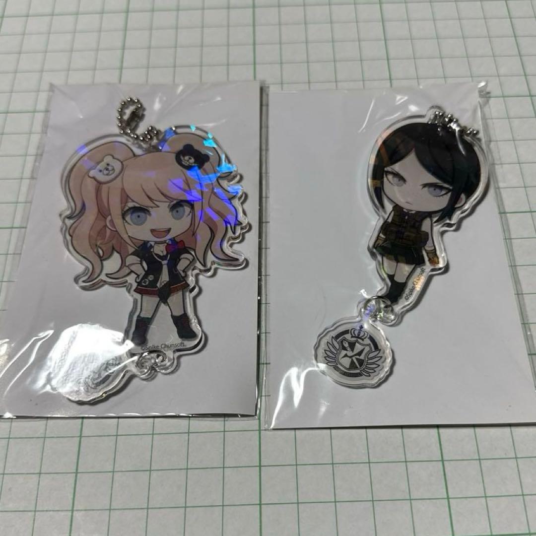 ダンガンロンパ 江ノ島盾子 戦刃むくろ ホログラム アクリルキーホルダー