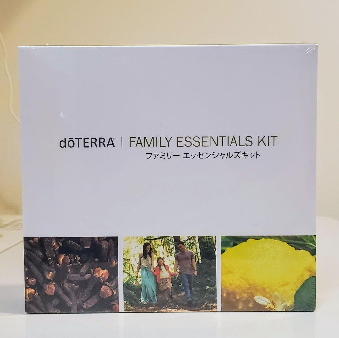 【新品未開封】doTERRA ファミリーエッセンシャルズキット 5 mL×10本