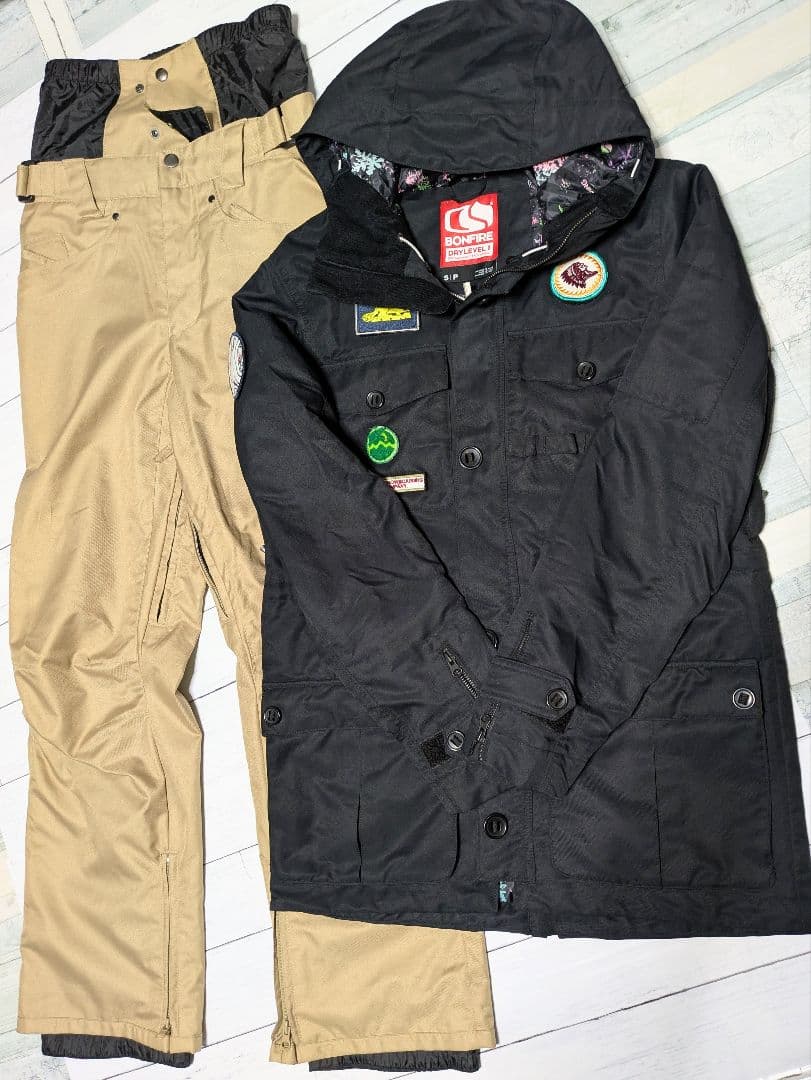 BONFIRE メンズスノボードスノボースキーウェア　サイズS