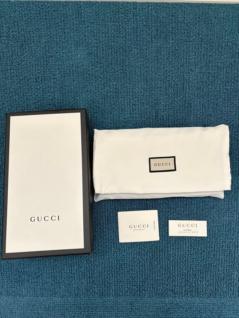 GUCCI 長財布　ネイビー