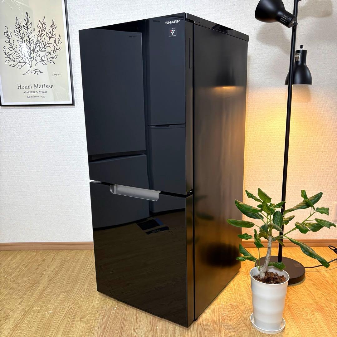 2023年製 冷蔵庫 一人暮らし 単身用 小型 3ヶ月保証付き ガラスドア 高級