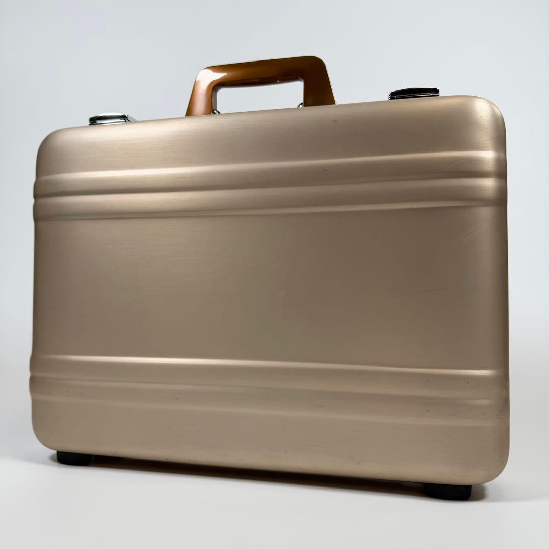 【希少色】ゼロハリバートン　アタッシュケース　ダイヤルロック　シャンパンゴールド