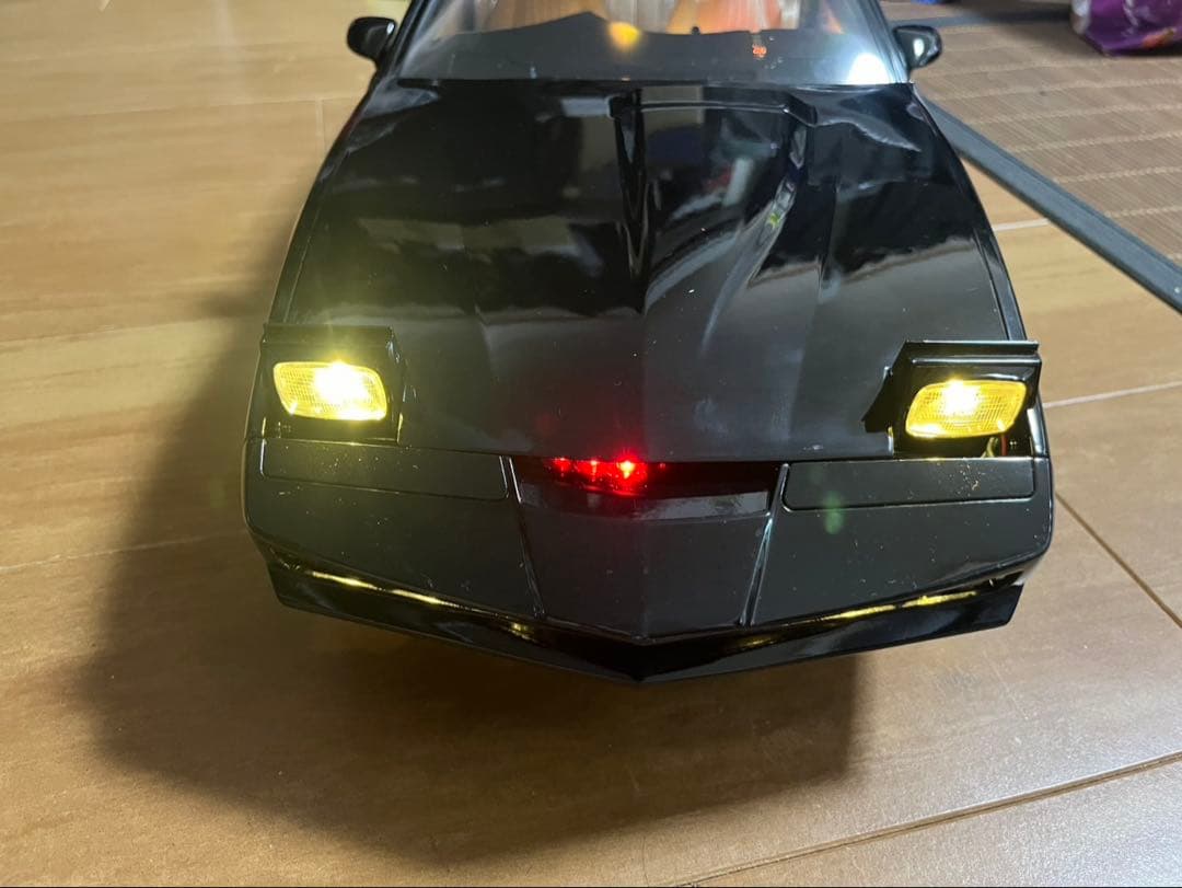 デアゴスティーニ　ナイトライダー 付属の腕時計型端末で操作可能！世界が熱狂した『ナイトライダー