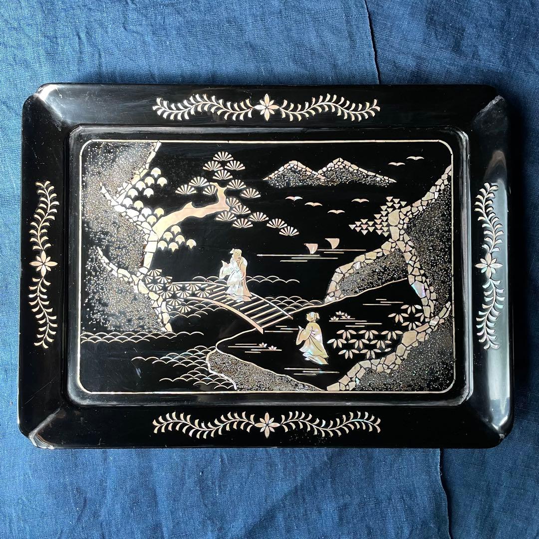 黒塗り盆 螺鈿 長方形 26㎝×35㎝ 漆器 盆 螺鈿細工 長方盆 木製 お盆 黒塗り盆 螺鈿 長方形 26㎝×35㎝ 漆器 盆 螺鈿細工 長方盆 木製 お盆