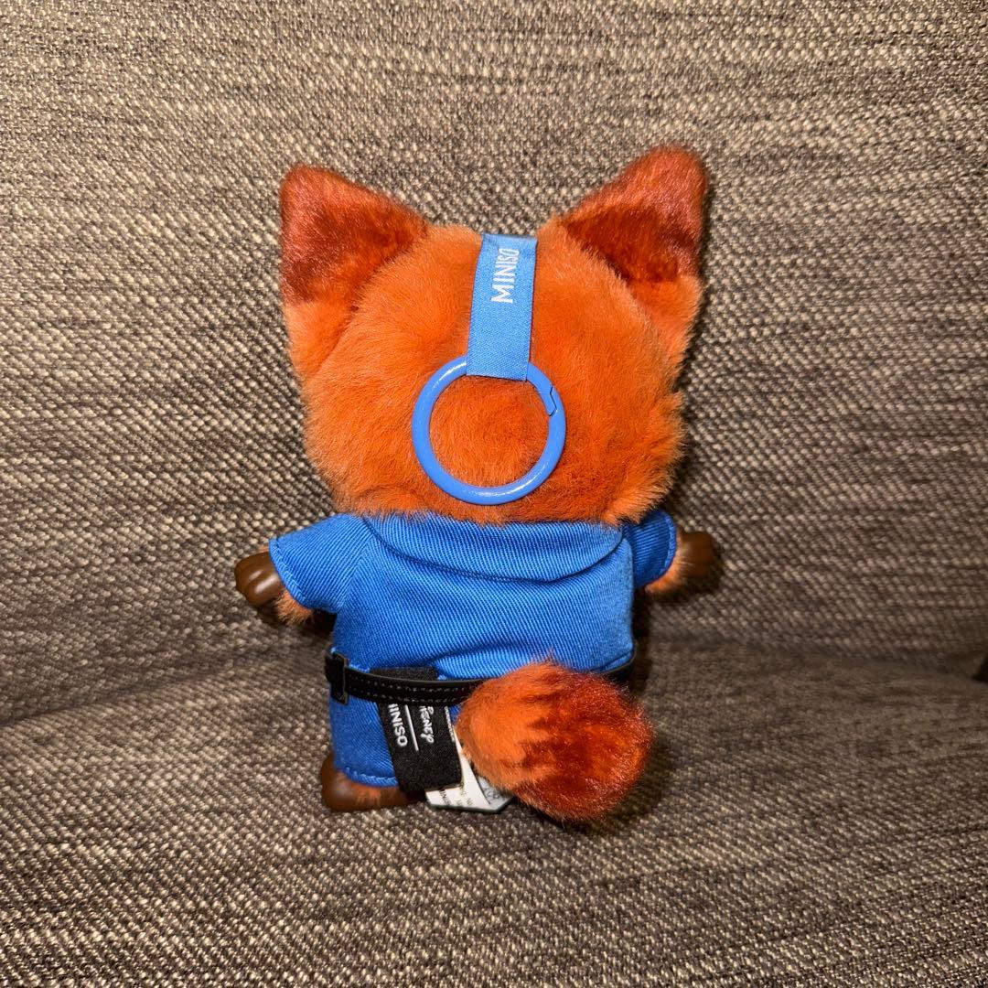 MINISO ディズニー ズートピア マスコット ニック 警官 - メルカリ
