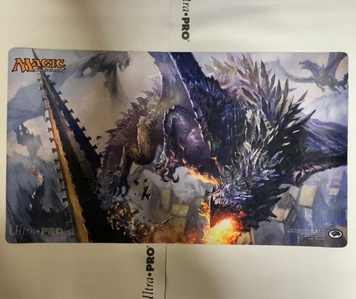 ドラゴン化 mtg プレイマット