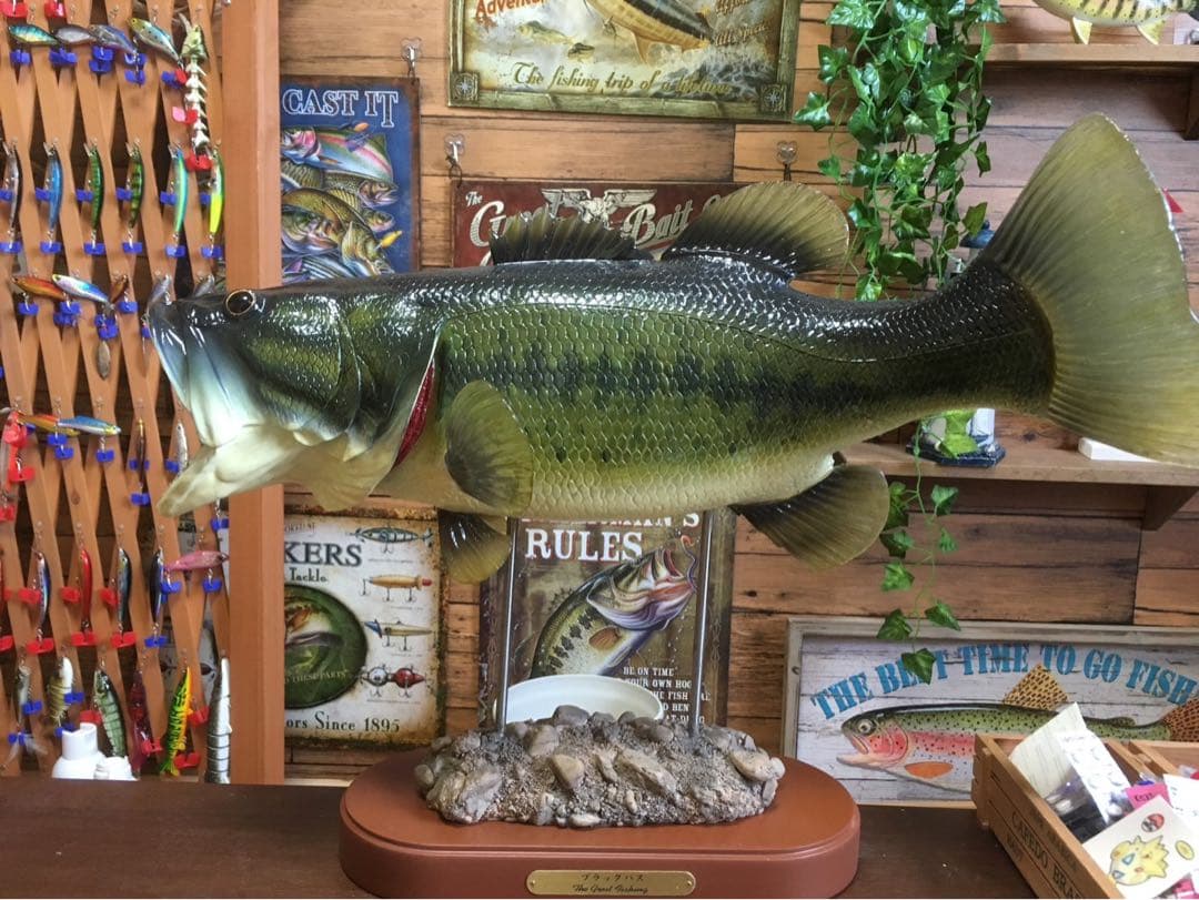 リアルバスフィギュア 約50cm 木製台座付き