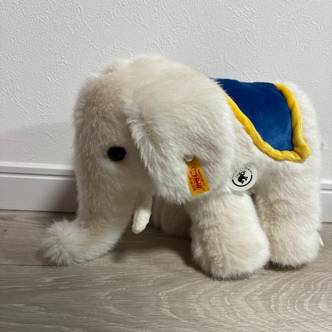 シュタイフ　ゾウ　ぬいぐるみ　アニマル