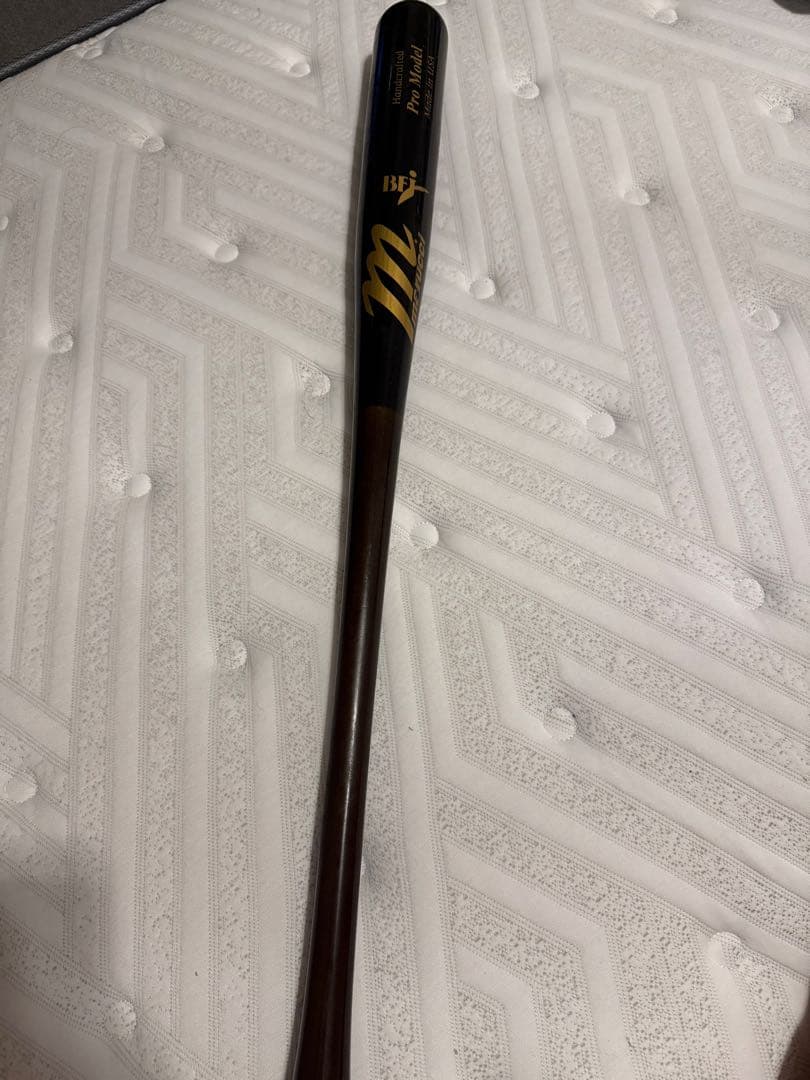 marucci 84cm 876g 硬式木製バット