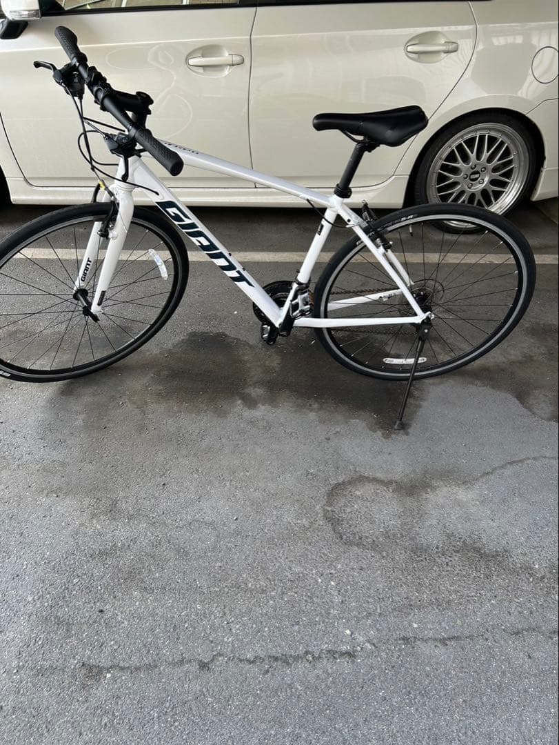 たろうGiant ロードバイク ESCAPE RX Sサイズ(空気入れ付) ジャイアント ESCAPE RX ロードゆずりの走行性能を実現したクロス