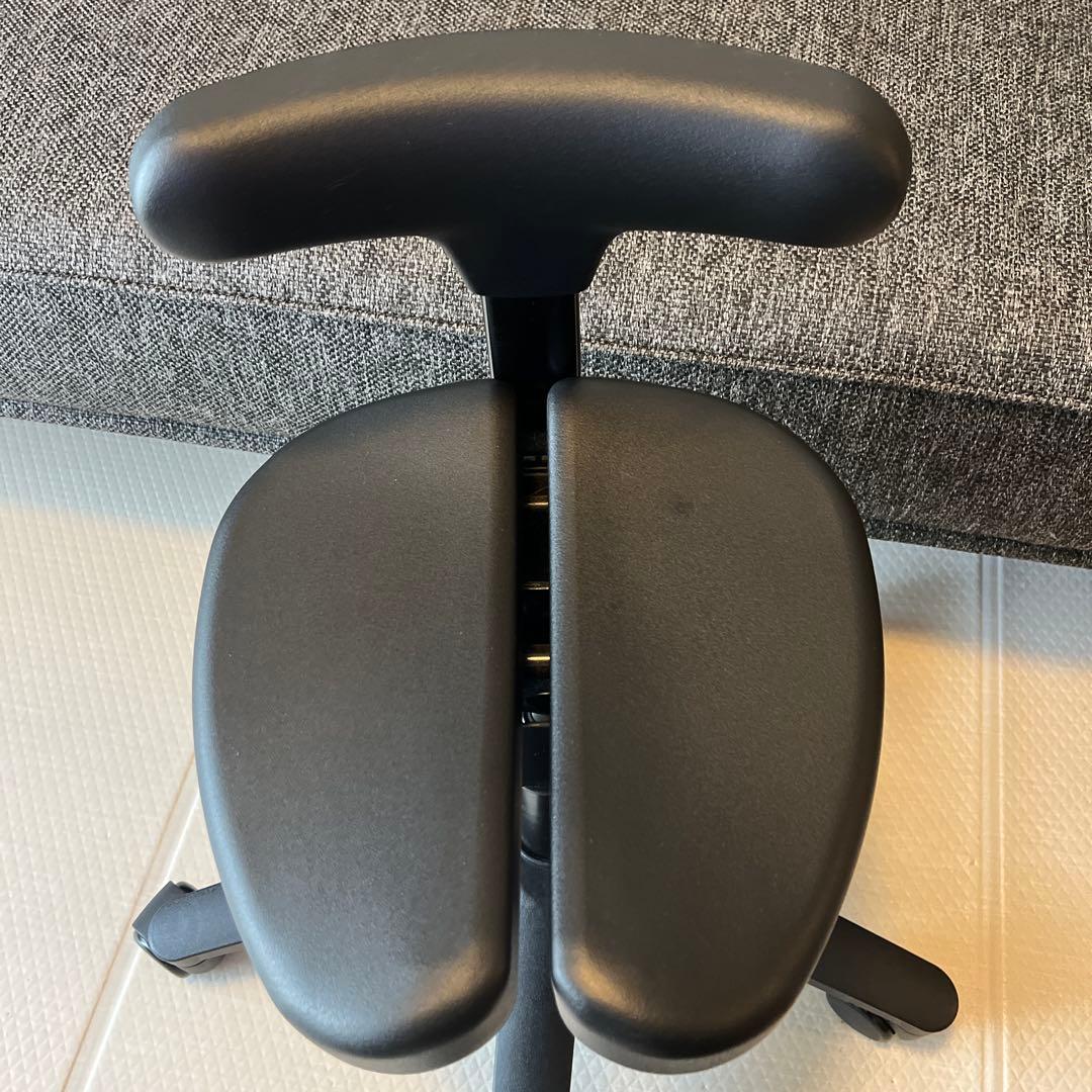 アーユルチェア　オクトパス　ブラック　体圧分散マット付