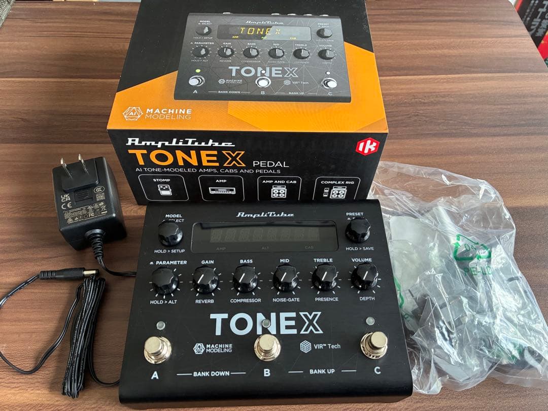 AmpliTube TONEX Pedal ギターエフェクター ライセンス譲渡❌