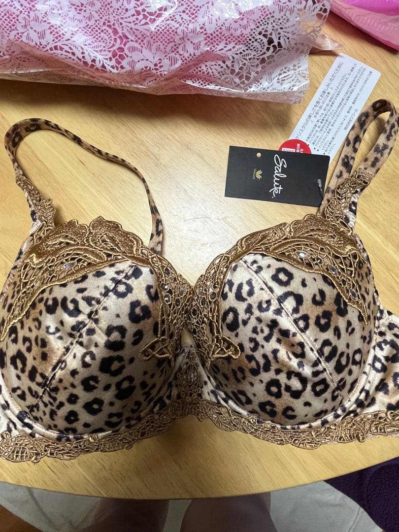 サルートヒョウ柄 レーススワロ　ブラジャーショーツ4点セット　E70 サイズM