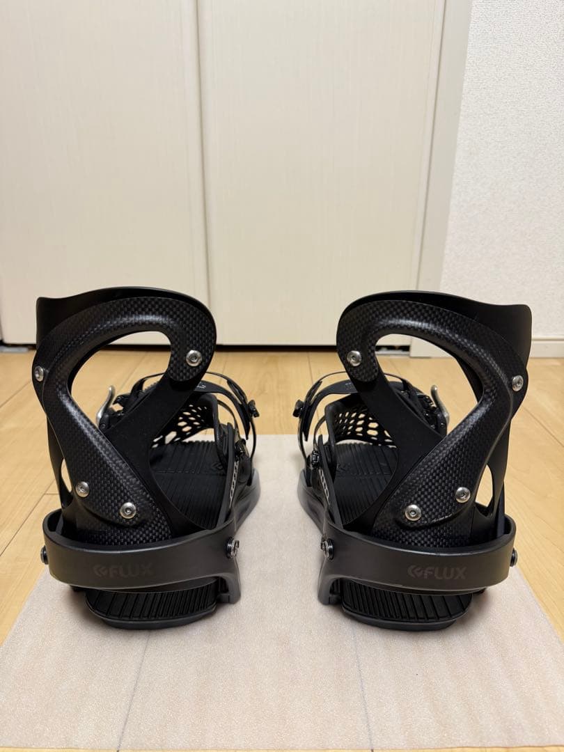 FLUX XV LTD（F7XVML）カーボンハイバック バインディング 傷あり