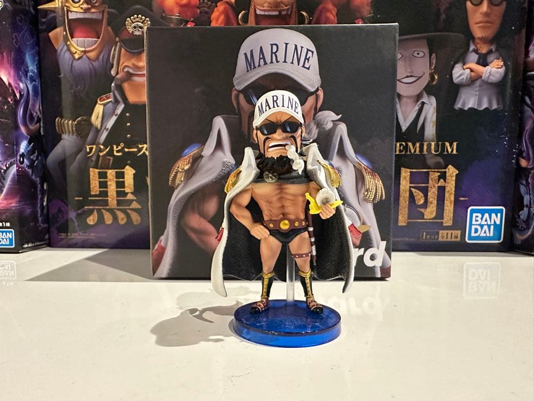 ワンピースワールドコレクタブルフィギュア　M4スタジオ メイナード