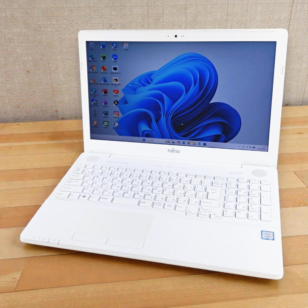 高性能i3☆快適SSD☆Win11 ブルーレイ 富士通ノートパソコン カメラ付き