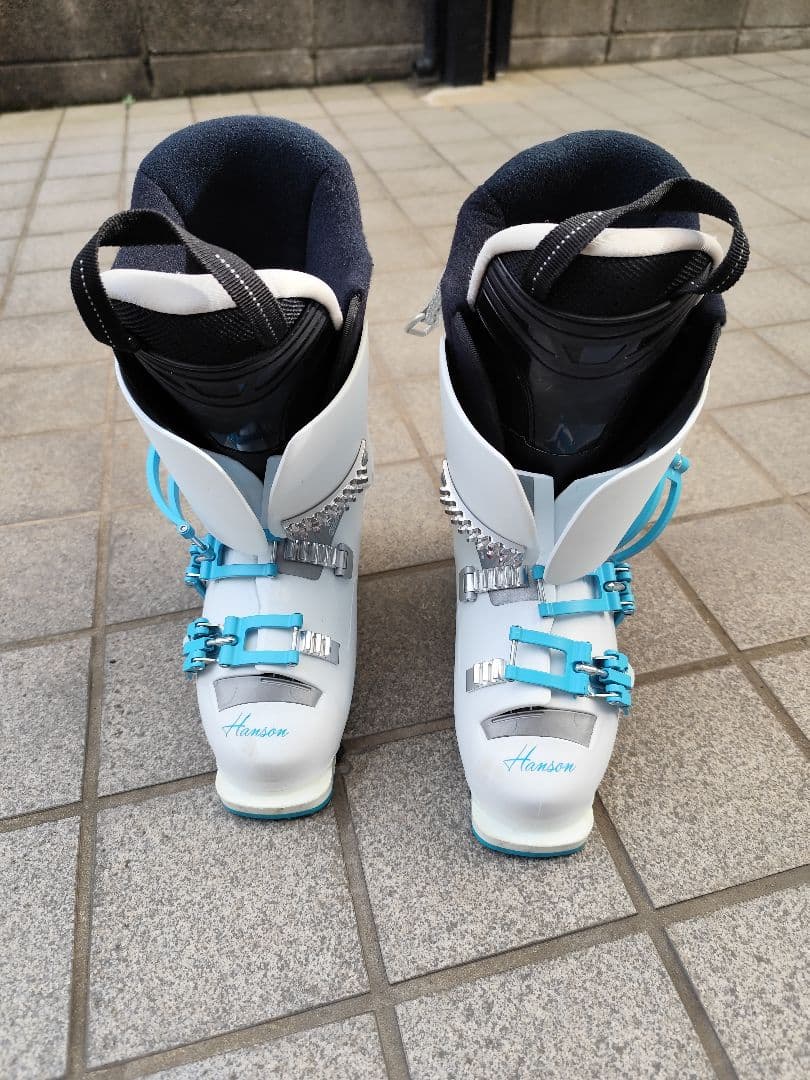 ロシニョール女性用スキー用ブーツ ホワイト/ブルー 5506001249783112_02_8688w.jpeg