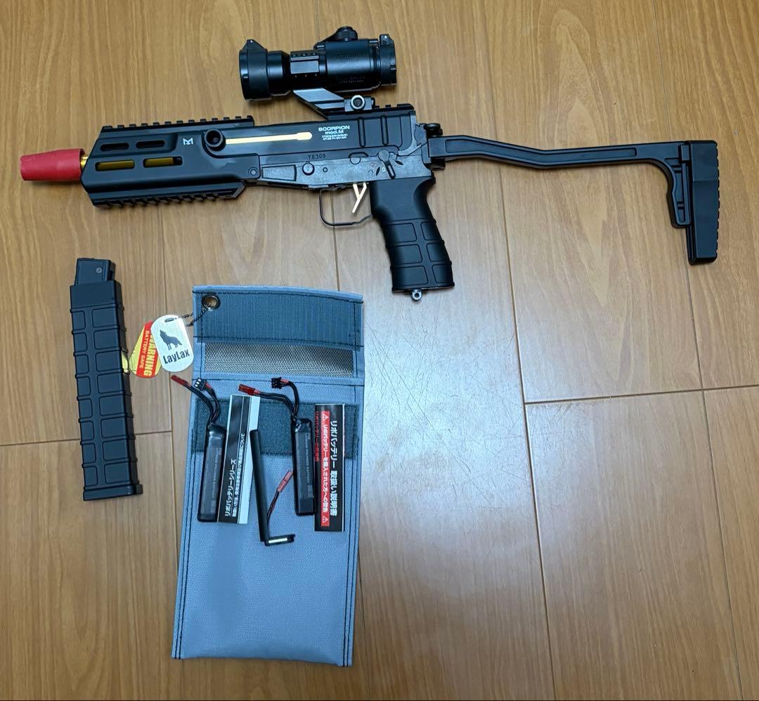 東京マルイ　スコーピオンMOD M バッテリー他