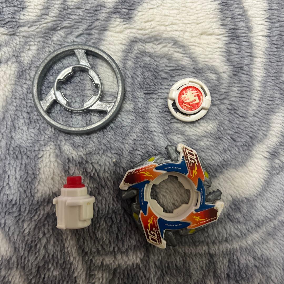 ヒロッピー ドラグーン MSアルティメットバージョン 爆転シュートベイブレード ドラグーンMSアルティメットバージョン VS