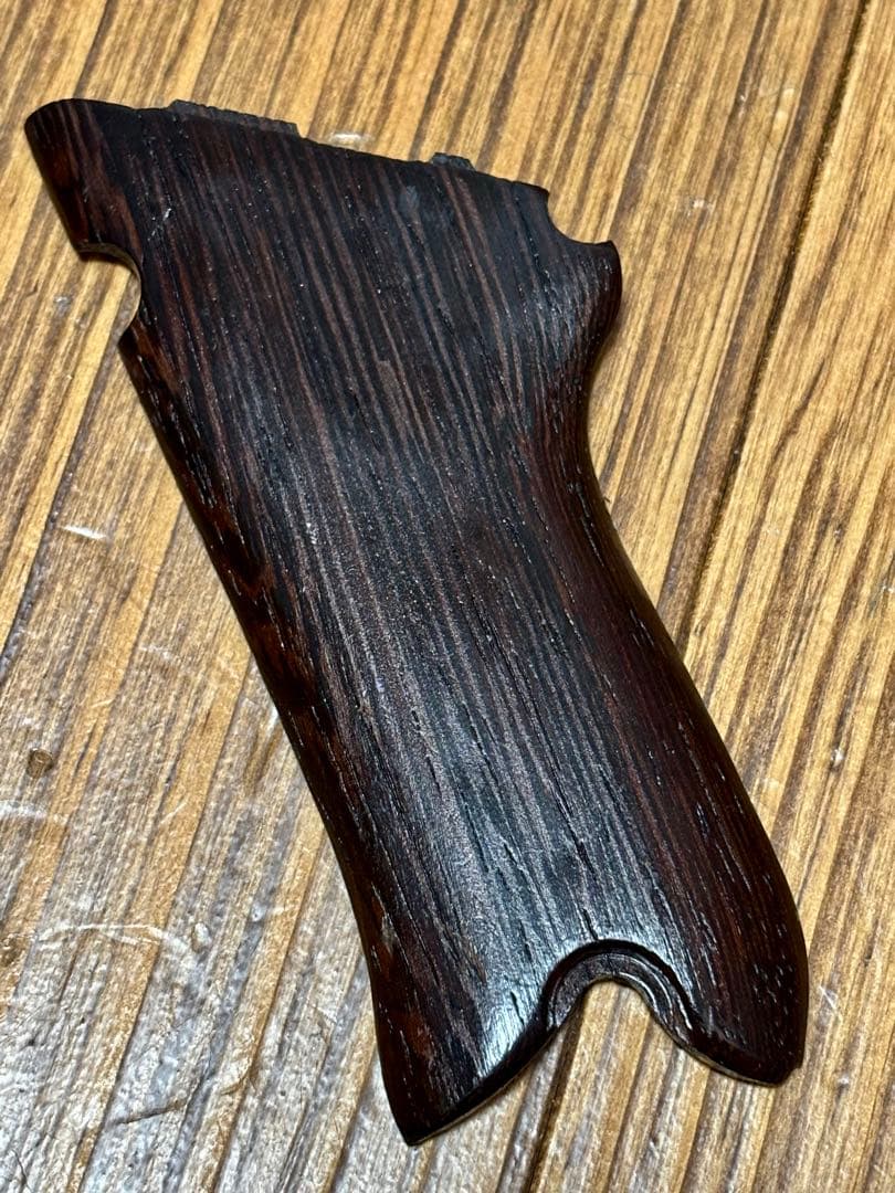 T*G様 タナカ　ルガーp08用鉄刀木（タガヤサン）グリップ