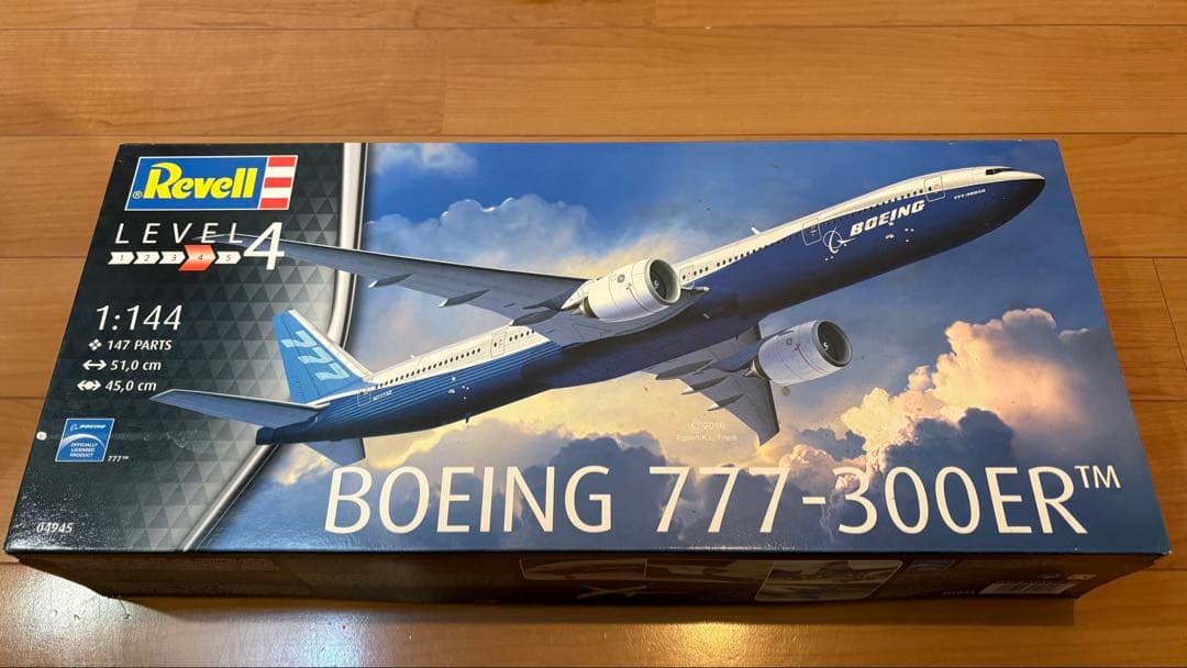 その他 Revell Boeing 777-300ER 1:144