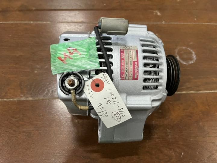 M-4 トヨタクラウン　オルタネーター　ダイナモ　GS130 131