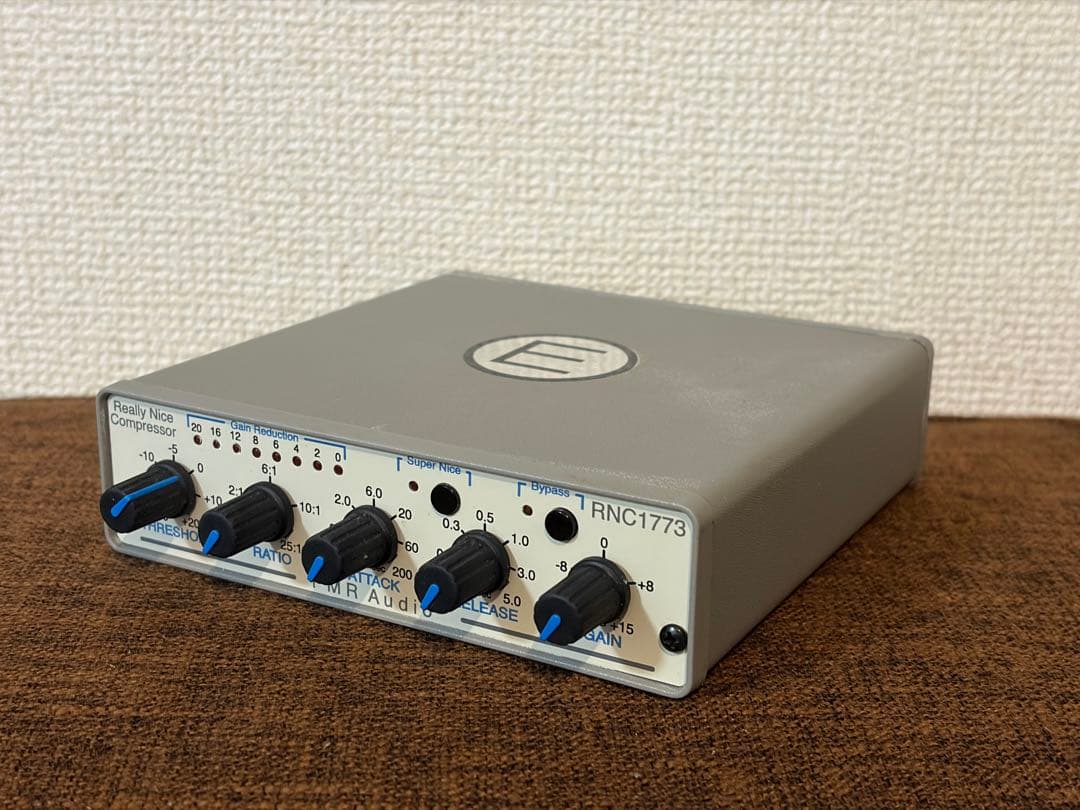DTM・DAW FMR AUDIO RNC1773E Amazon.com: FMR RNC 1773 Compressor Unit : Musical Instruments