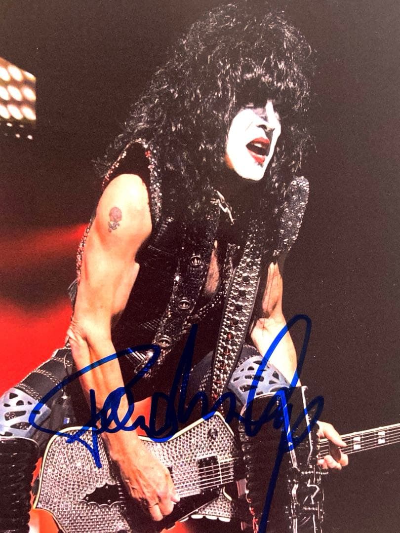 ポール・スタンレー直筆サイン入り2Lサイズ写真…キッス… - メルカリ