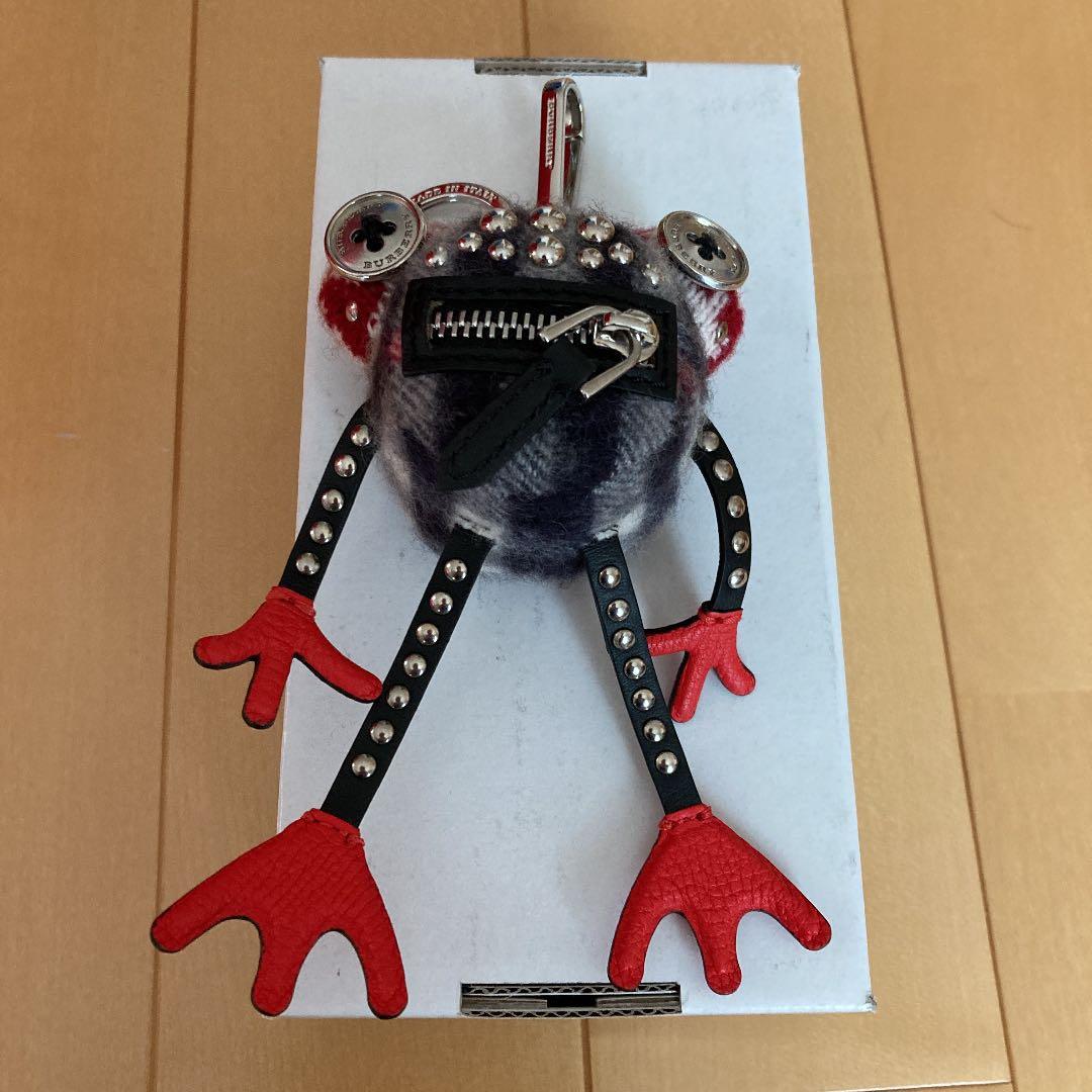 小物 BURBERRY FROG CHARM