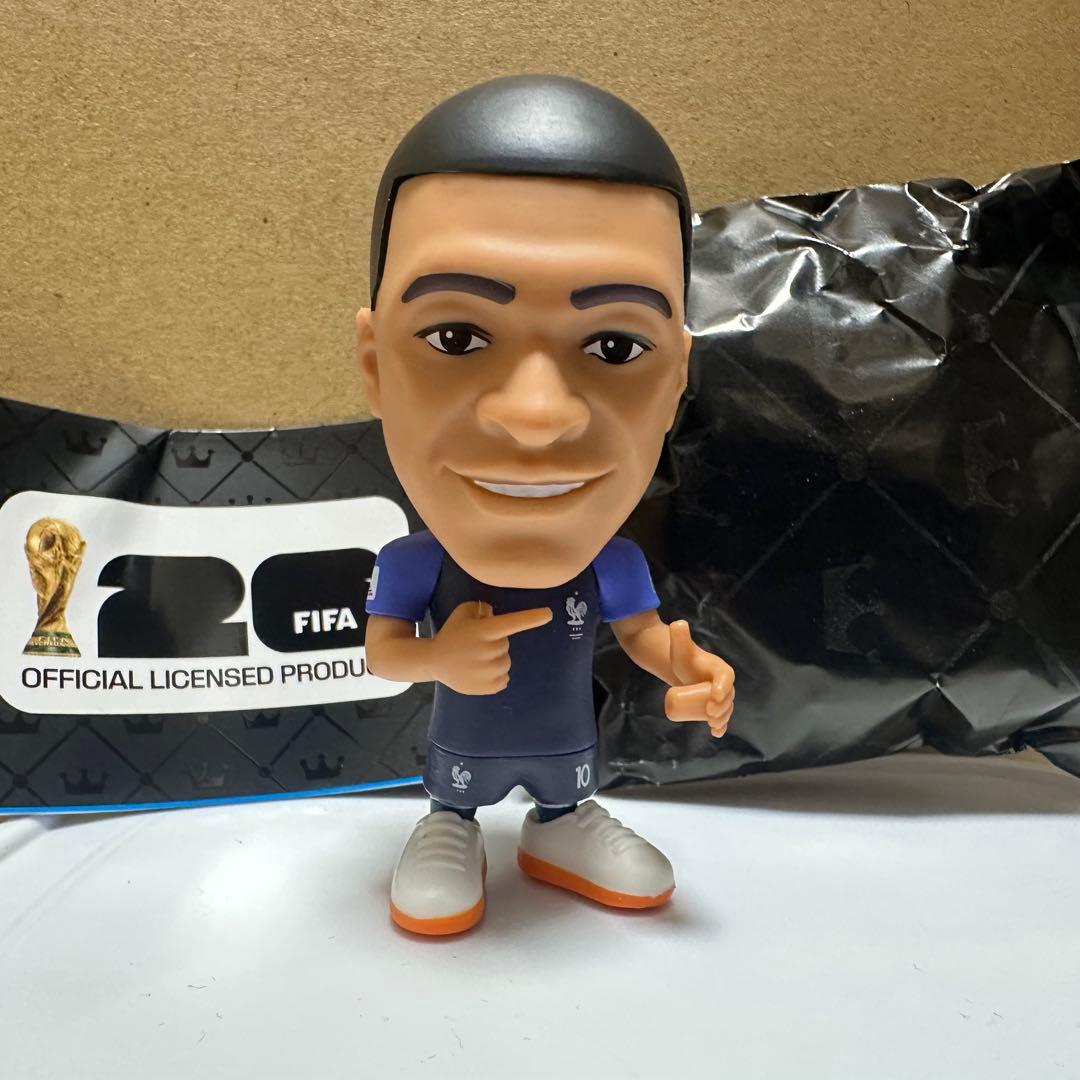 や*す様 ZURU FIFA Ballers Mbappé スーパーレア エムバ - メルカリ