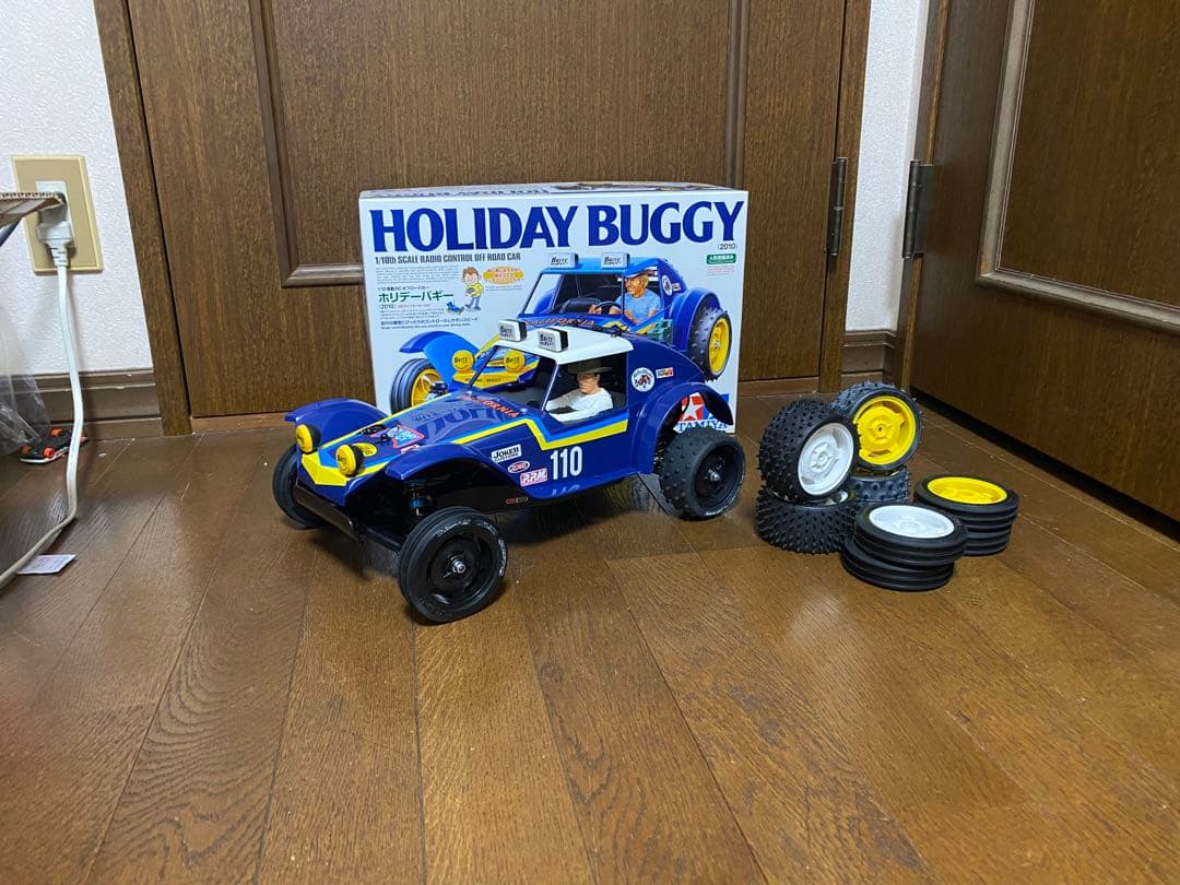 タミヤ　ホリデーバギー　アンプ　サーボ　スペアタイヤ　タミヤ製オイルダンパー付き