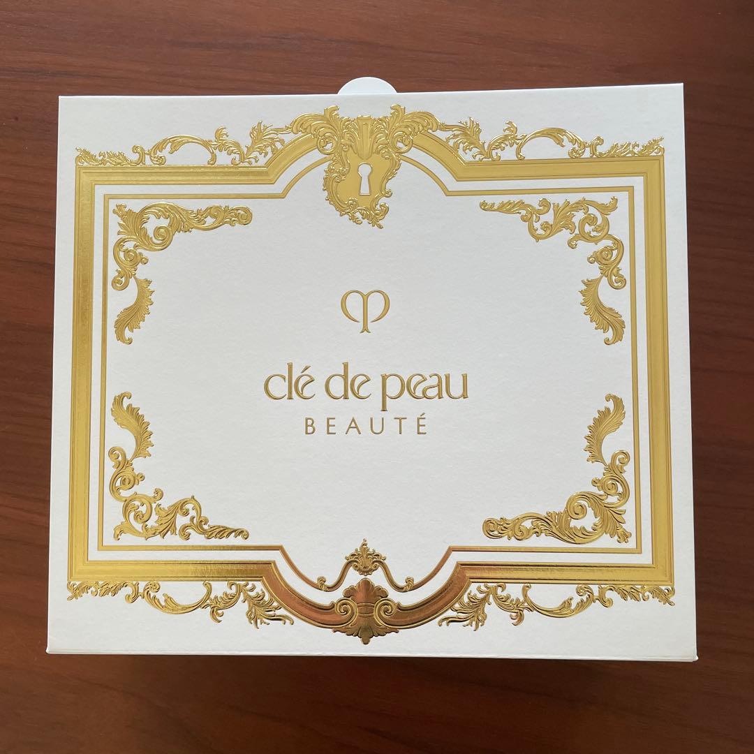 クレドポーボーテラディアンスギフト2024　コフレラディユースティルロココI