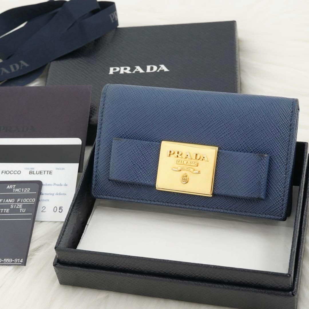 極美品　箱・カード付き　PRADA プラダ　名刺入れ　サフィアーノ　リボン
