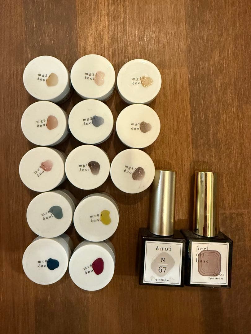 énoi ジェルネイルカラー