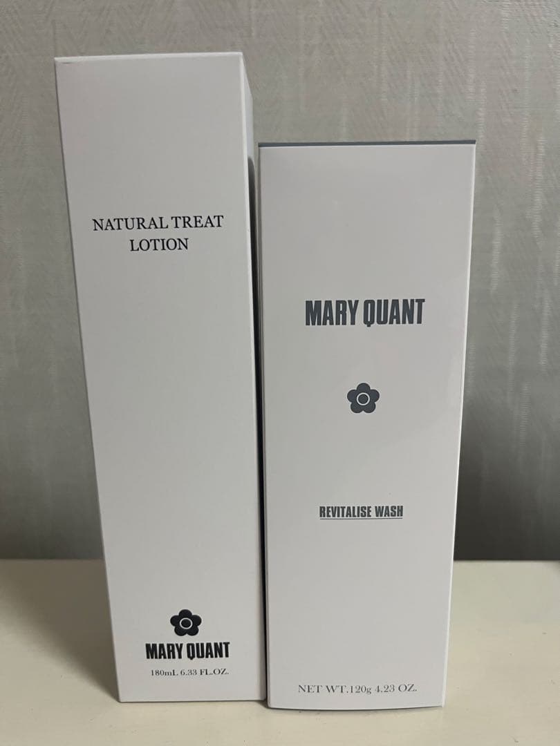 MARY QUANT 化粧水と洗顔料 セット マリークヮント】から人気クレンジングと洗顔料のハーフサイズセットが