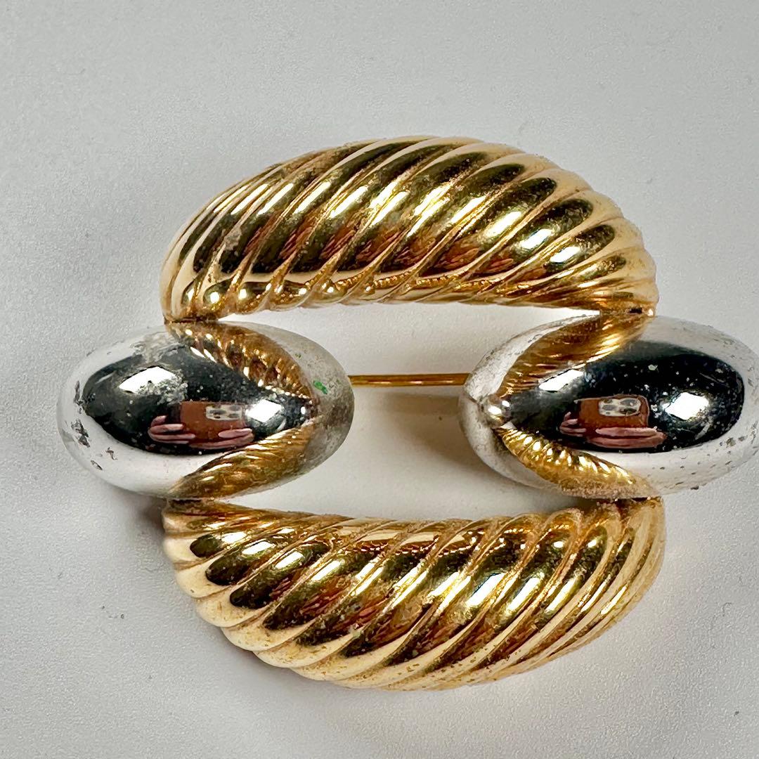 D'ORLAN ドーラン ヴィンテージ ブローチ ツイストデザイン ゴールド