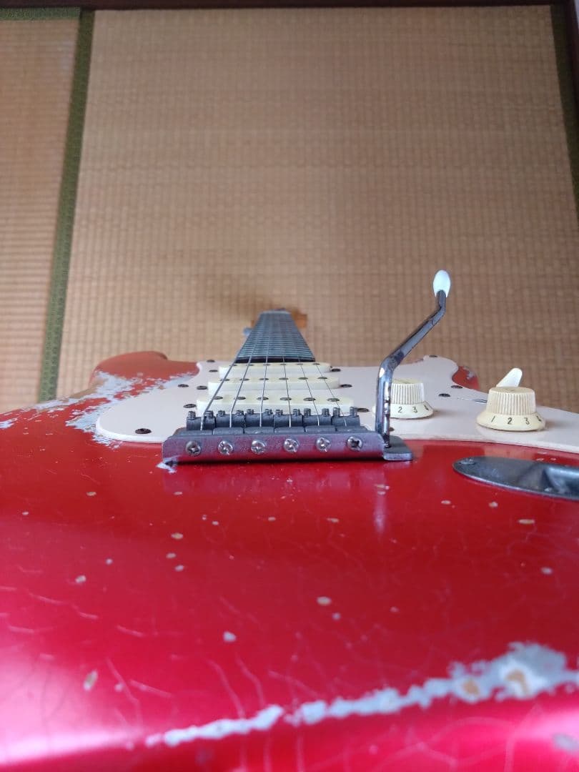 価格交渉ご自由に!ストラトキャスター レリック 赤 - メルカリ