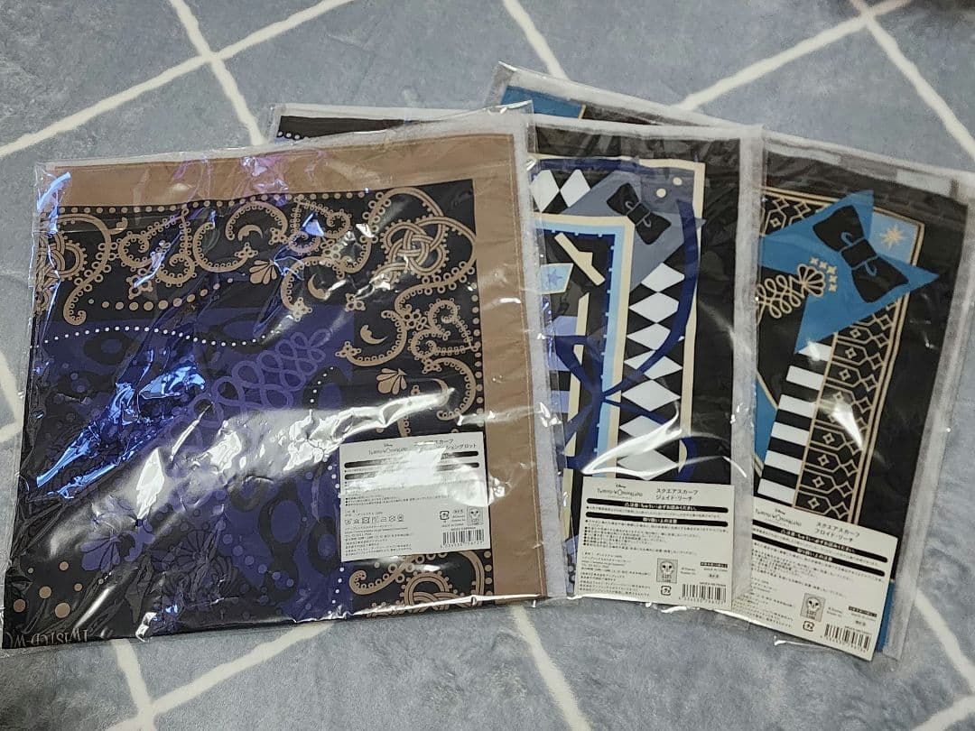 ツイステ　アズール　グロリアス・マスカレード　プレイフル・ドレス　スカーフ ツイステ』「グロリアス・マスカレード」の衣装を纏ったアズール