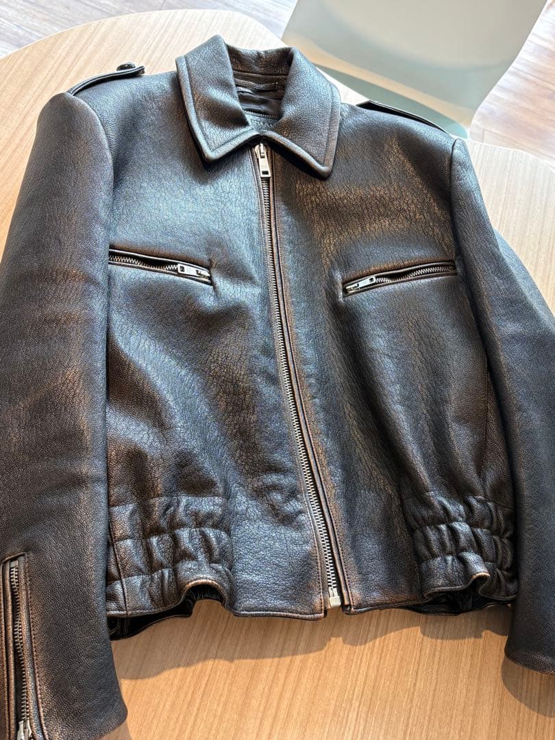 j*a様 PRADA 22ss look2 レザージャケット ブルゾン PRADA 22ss look2 レザージャケット ブルゾン - メルカリ