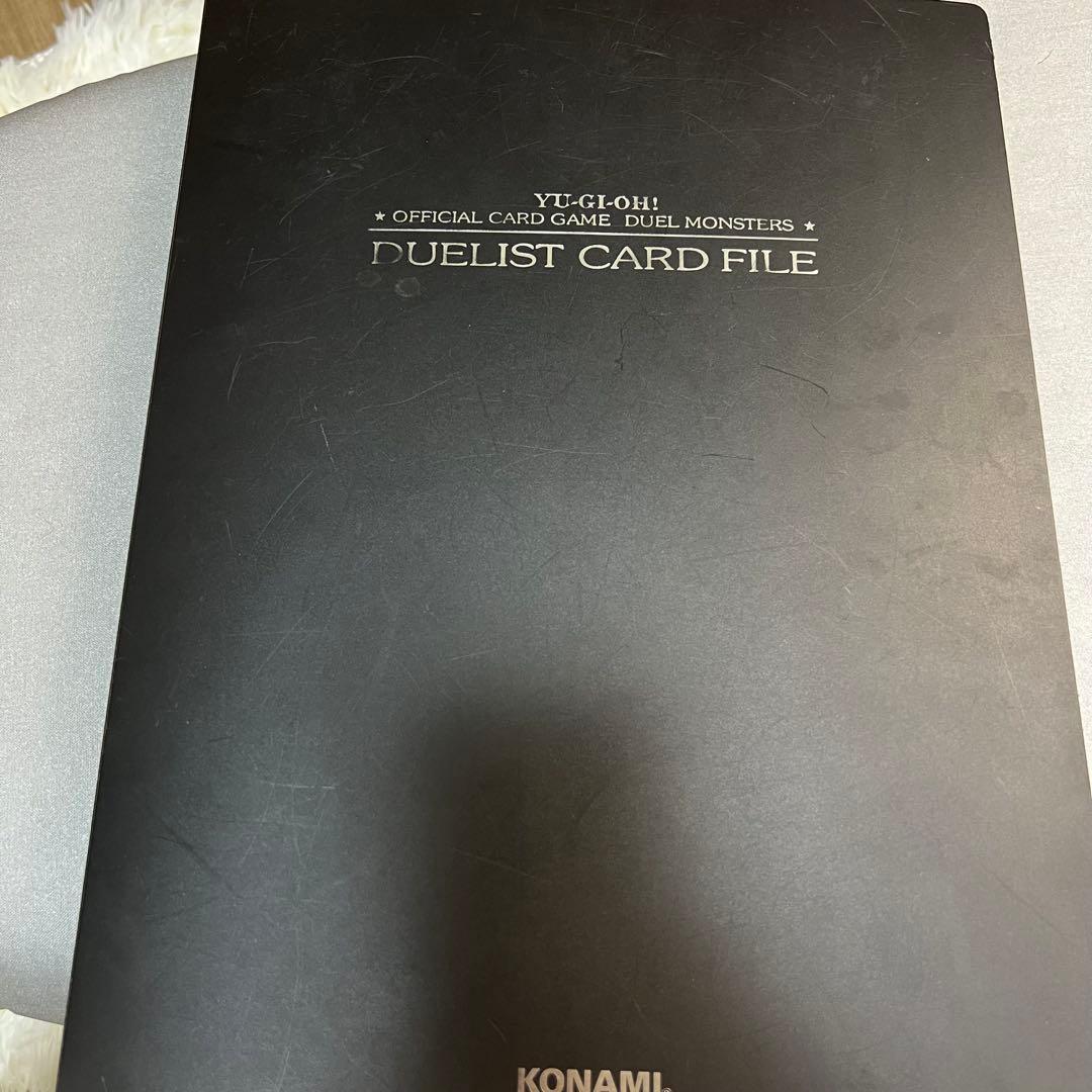 遊戯王引退 思い出の品 ファイル２５０枚以上 遊戯王カード ファイル引退品【青眼の白龍レリーフあり】 1枚の通販