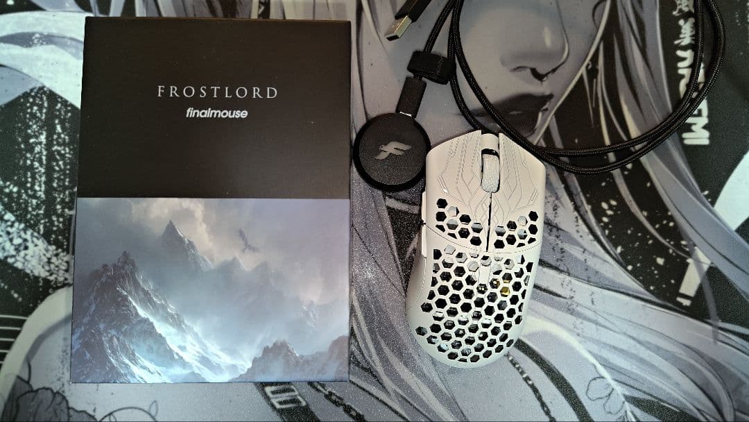 Finalmouse ULX Frostlord Medium マウス