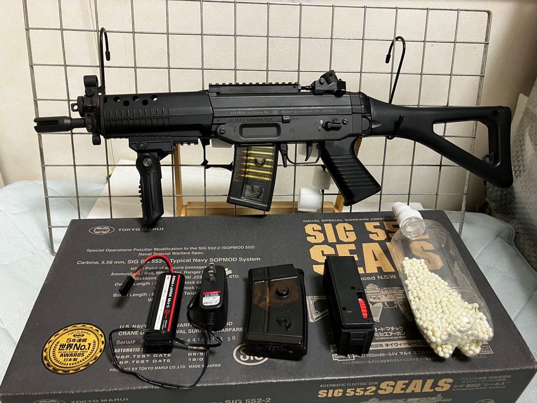 マ*ュ様 SIG SG552 SEALS 電動ガン　すぐ撃てるセット 東京マルイ 東京マルイ SIG SG552 SEALs スタンダード電動ガン